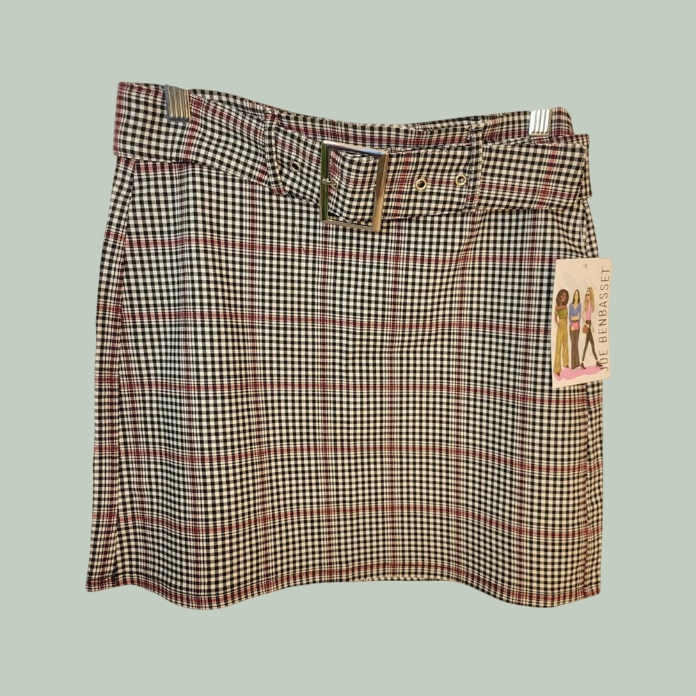 NWT Joe Benbasset Plaid Mini Skirt Dark Academia Schoolgirl Black Red Large
